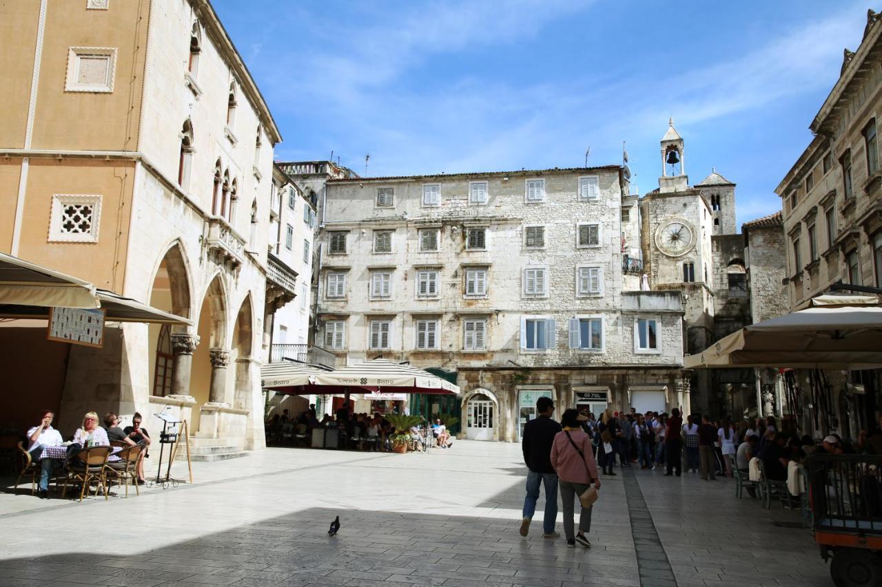 Palace Wall Residences Split Exterior foto